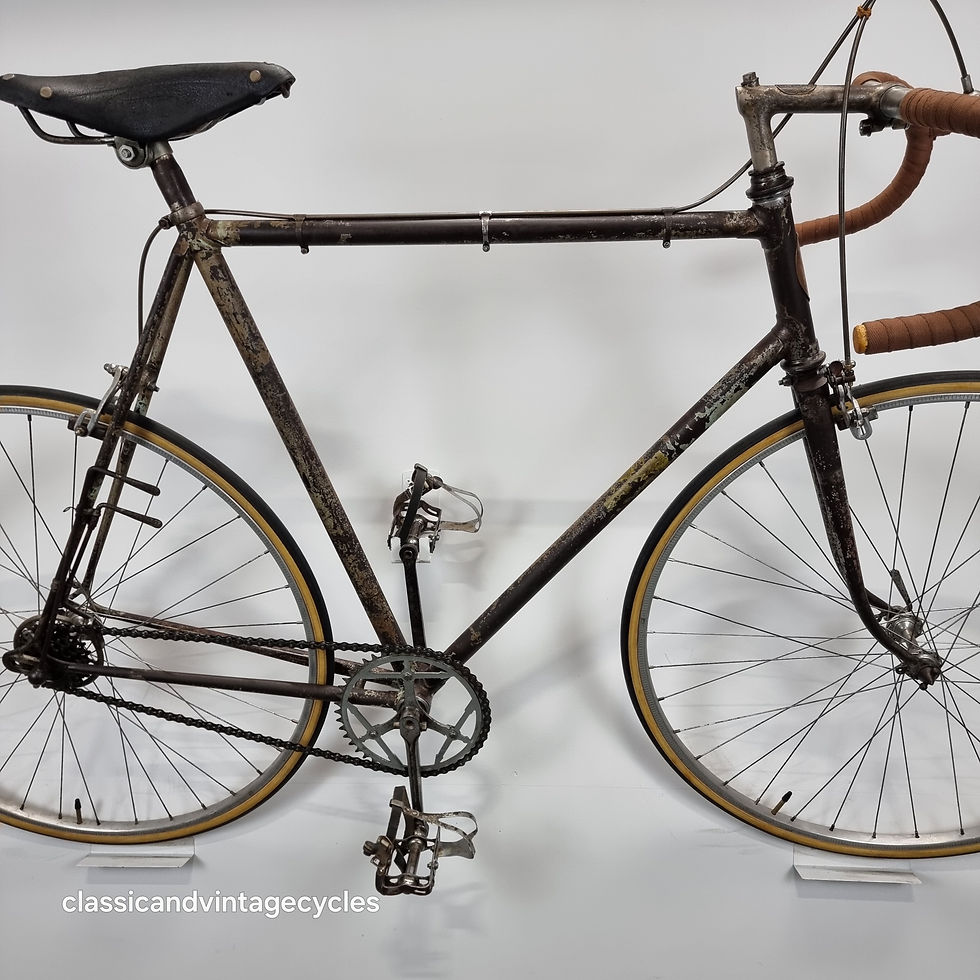 Thumbnail: Vintage 1942-3 Benotto Campagnolo Cambio Corsa Race Bike
