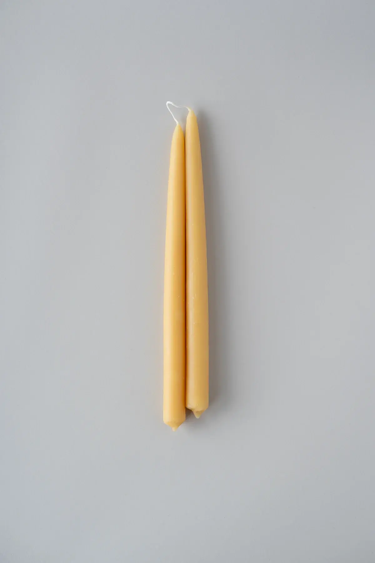 100% Beeswax Tapers- Set of 2
