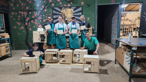 Turmas do curso de marcenaria da Era o que Faltava - Escola de marcenaria