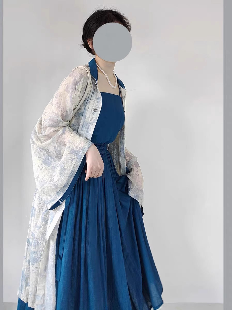 Thumbnail: Lanhua 兰花 Orchid Modernized Ming Dynasty Hanfu