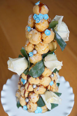 Croquembouche bloom