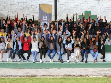 UNACEM Ecuador impulsa la educación entregando 161 becas en la provincia de Imbabura
