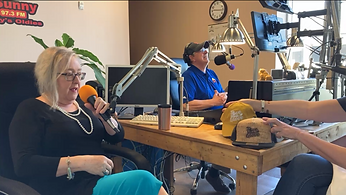 Today's Guest: Joni Littrell Thompson with Frū Apparel