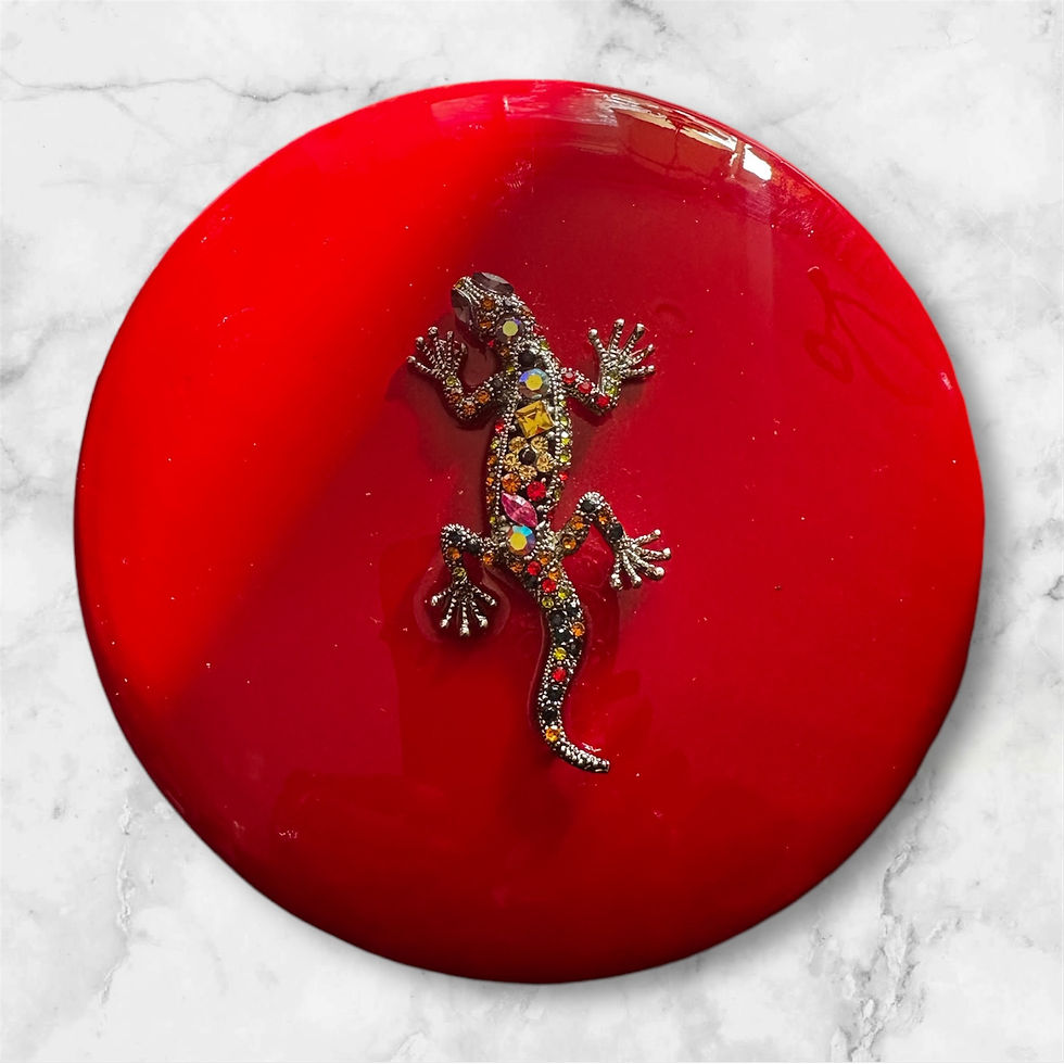 Red Lizard Designed Box