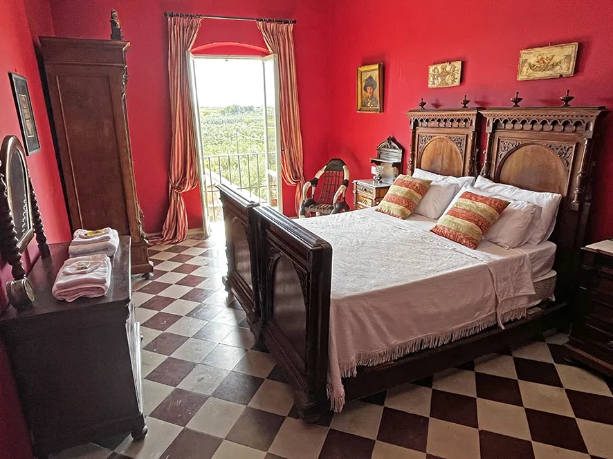 Pompeii Room