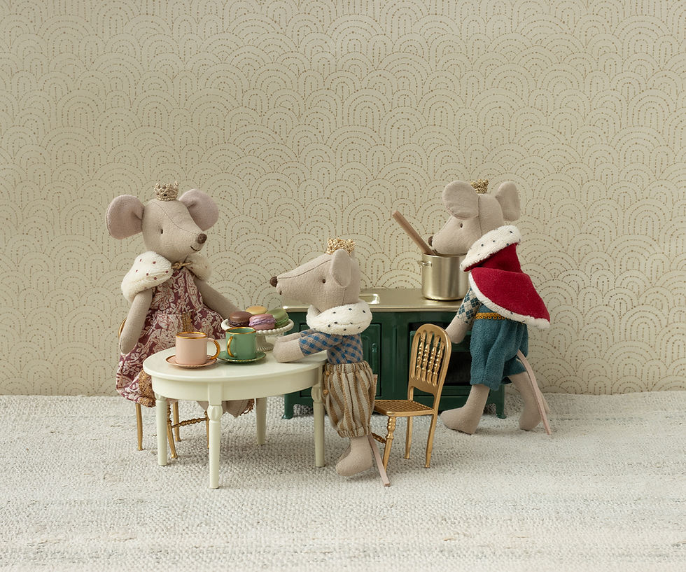 Thumbnail: [PREORDER] Maileg - Queen mouse | Mum