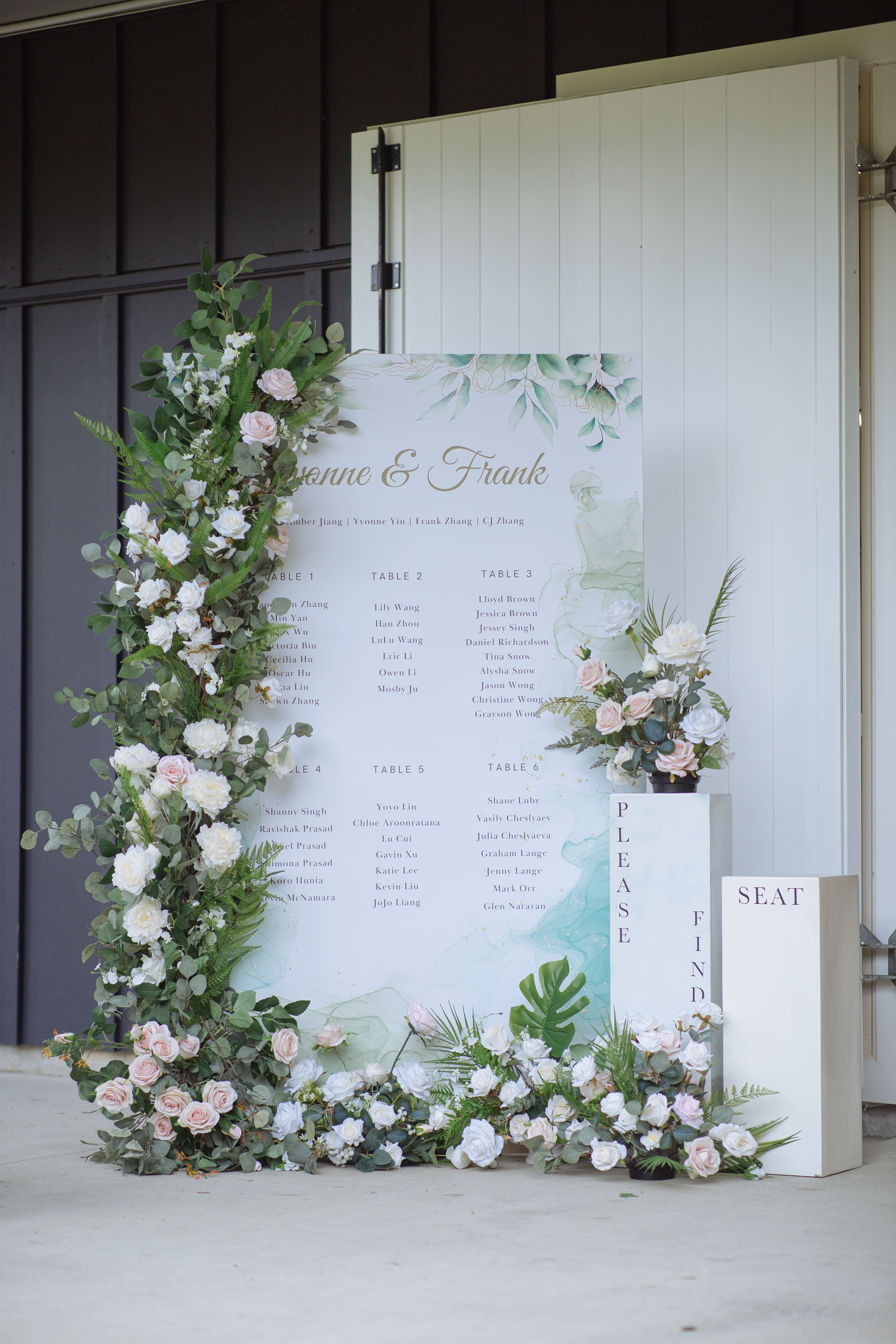 R22. Reception at HUs Boutique Venue