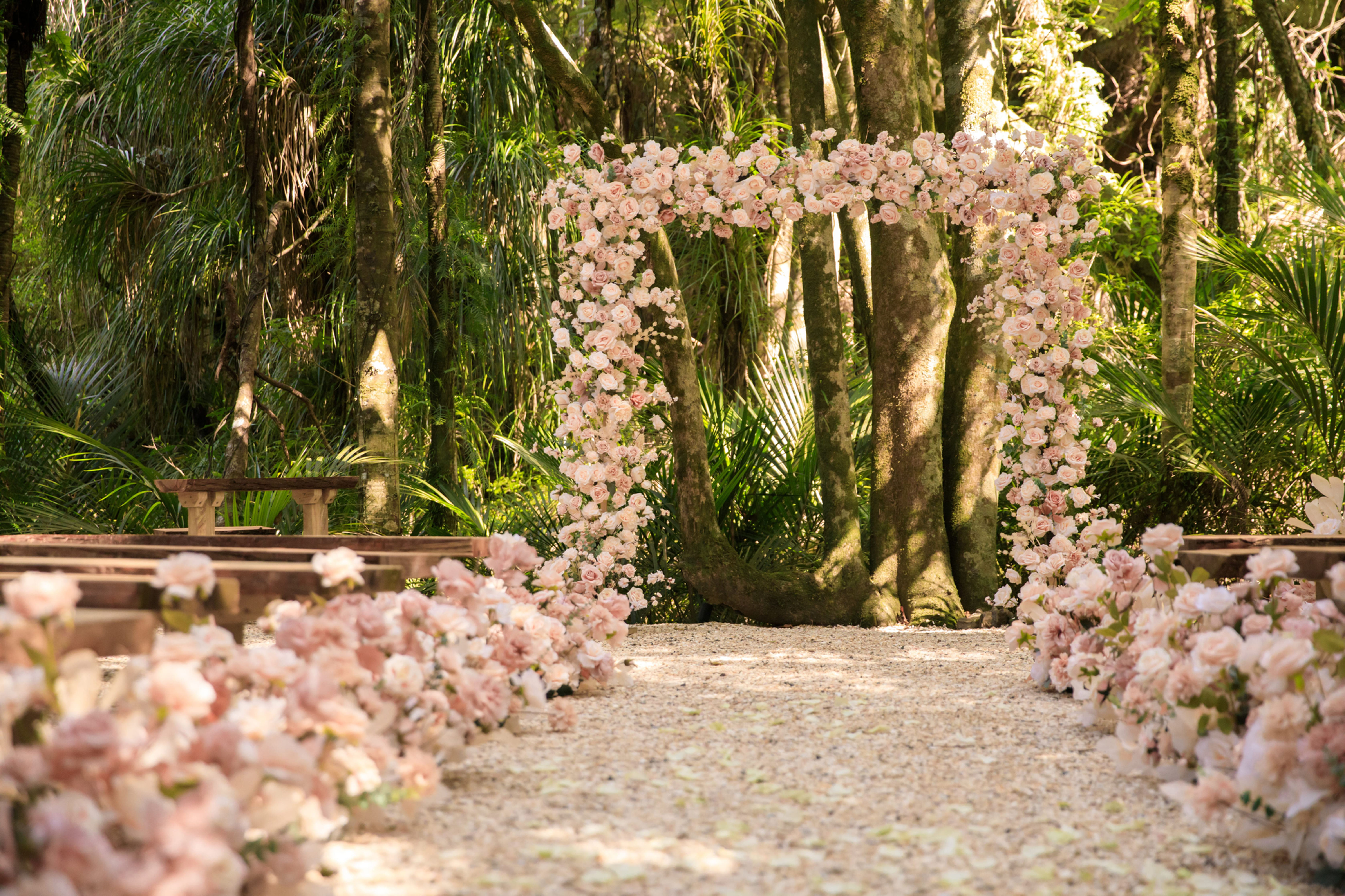 wedding arch Bridgewater