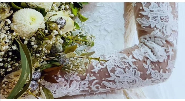 Thumbnail: Customized Wedding Dress - DP502