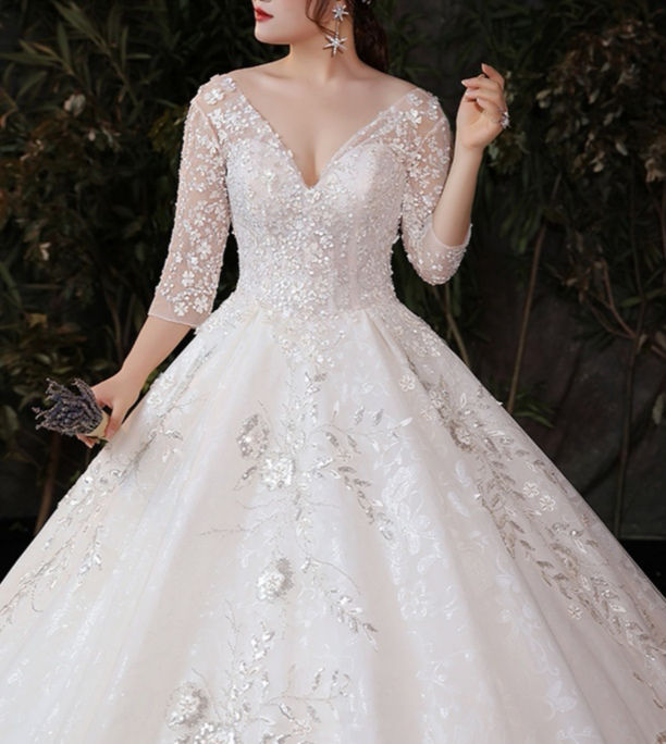 Thumbnail: Plus Size Customized Wedding Dress - PDP508