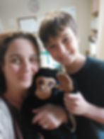 Armelle Smetz et son fils pendant l'école à la maison — Ad Augusta Marketing