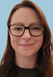 Rebecca Knowles_edited_edited_edited.jpg