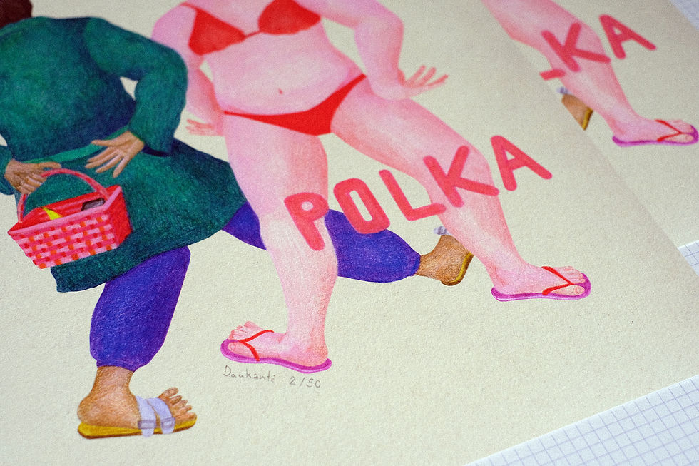 Thumbnail: Polka print