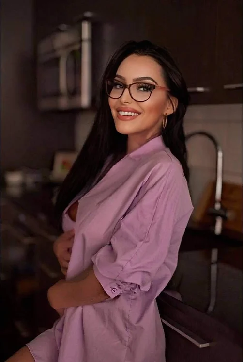 Madeleine Laforest - Escort Montreal, Québec