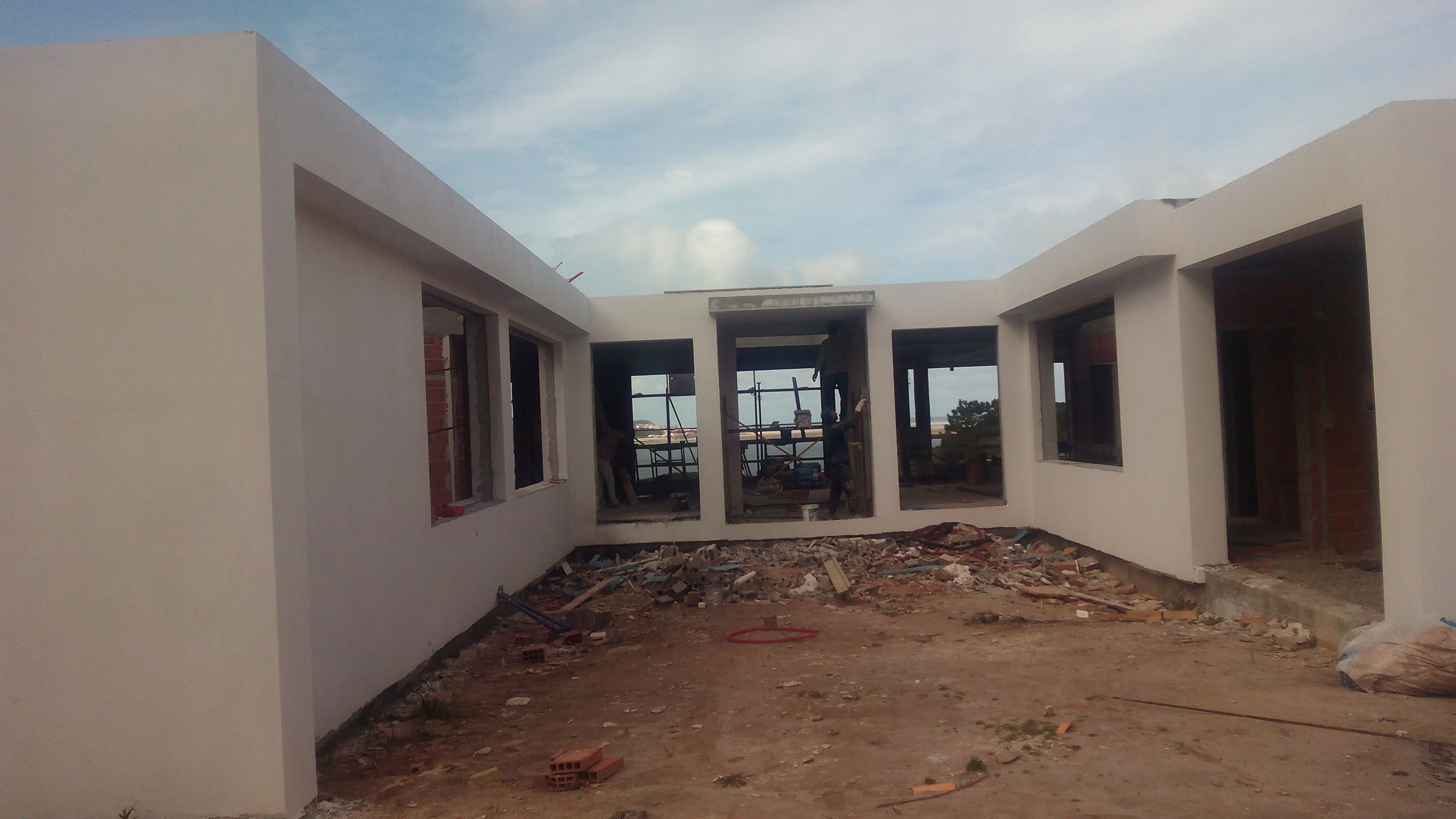 Vista de alçados da moradia