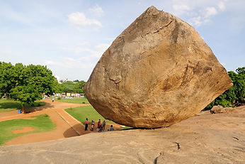 1200px-Butter_Ball,_Mahabalipuram.jpeg