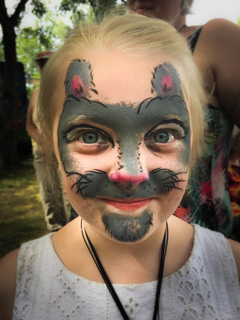 Buttermilk Festival Cat