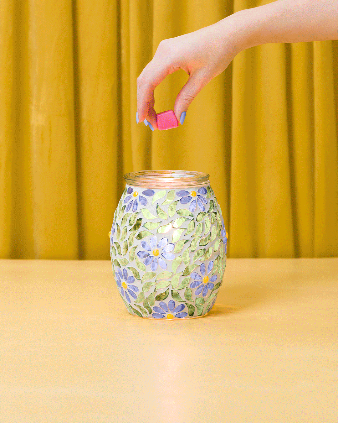 4.0-SpringStopMotion-1080x1350-R123.gif