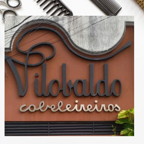 O milionário corte de cabelo e a piada do papa