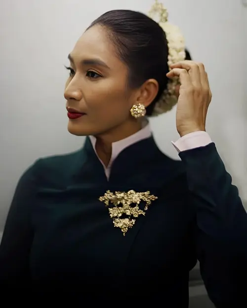 Kebaya Janggan