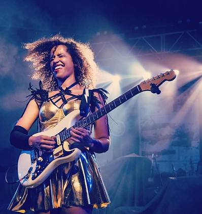 jackie-venson-guitar.jpg