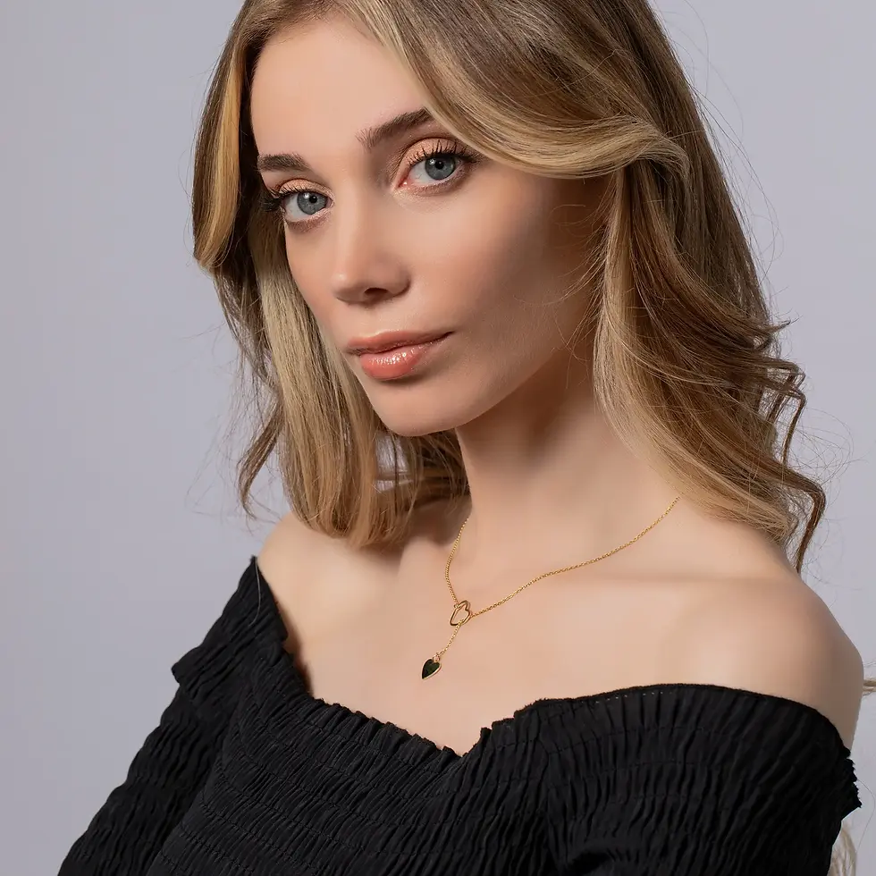 Thumbnail: Gold Heart Necklace