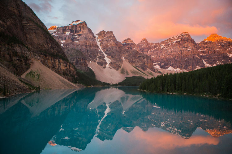 Moraine Lake near Banff on a Canadian Rockies itinerary