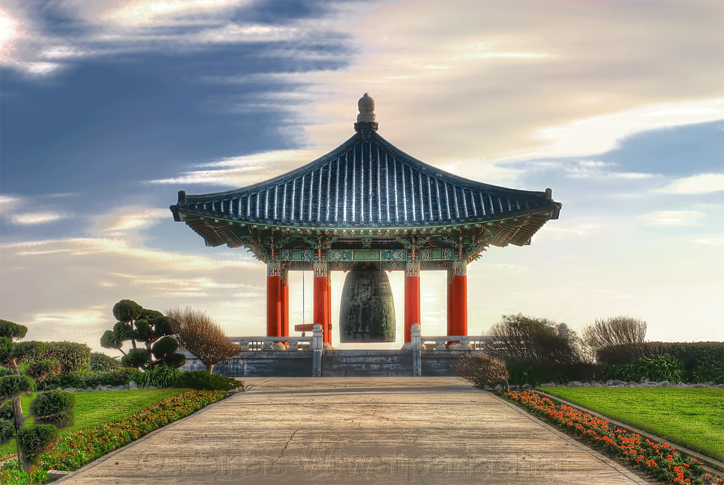 Bell-Pavillion.gif