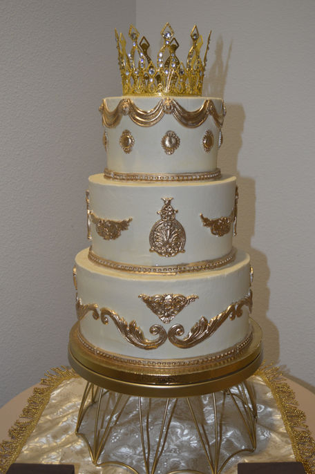 3 tier elegant gold wedding cake