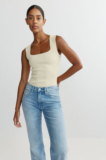 14310_BELLA33_SKYCASTLE_90053_SQUARENECKTOPIVORY_022