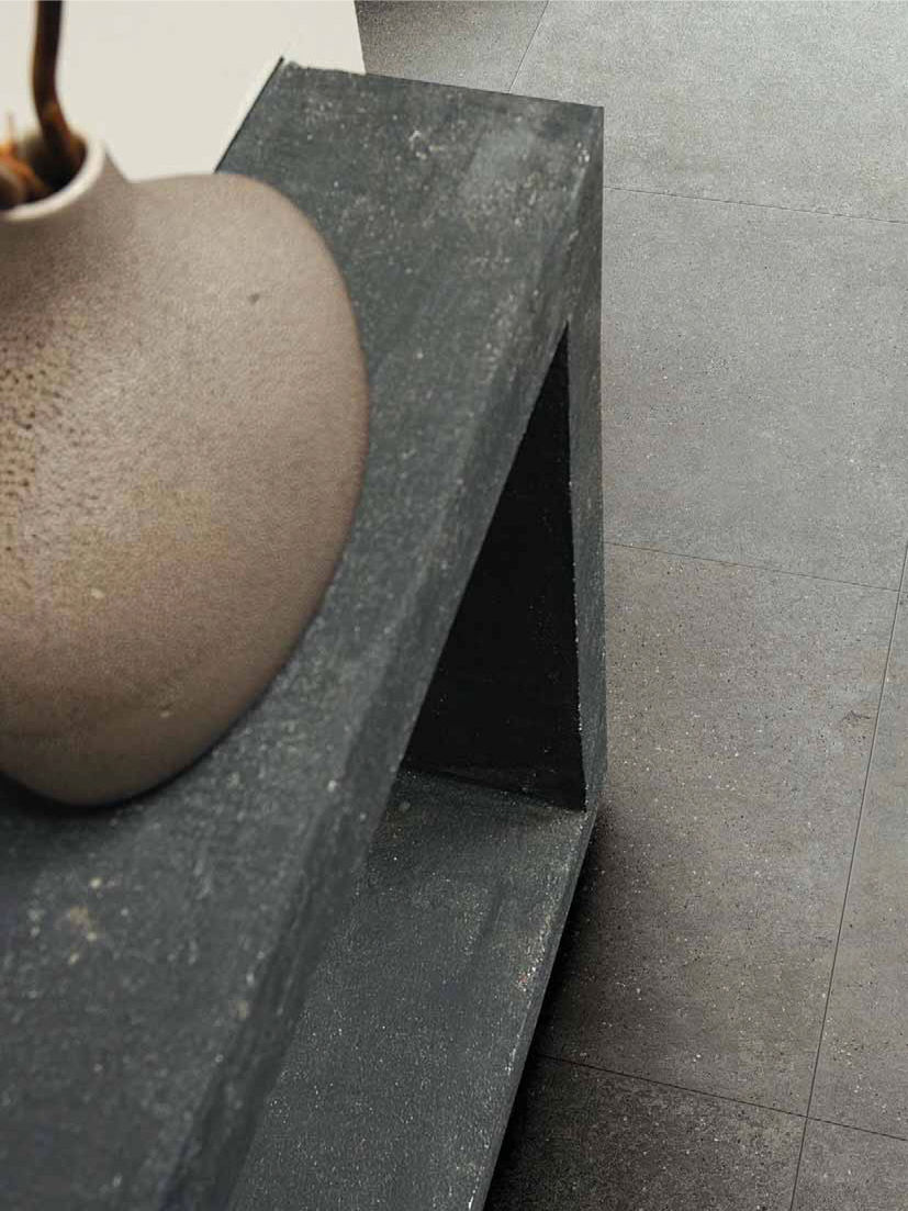 Thumbnail: Essential Charcoal Gray