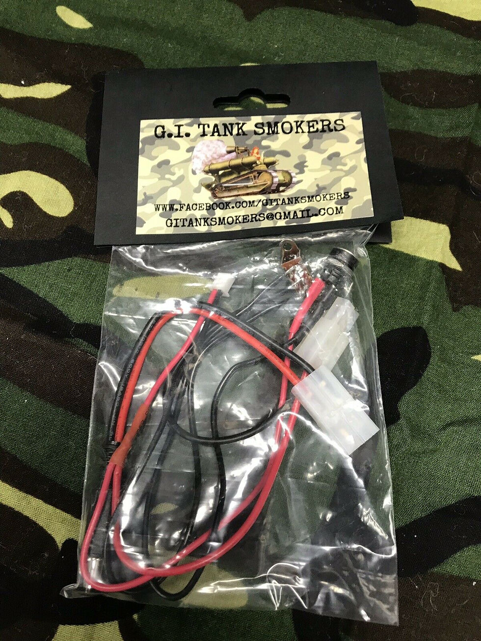 Thumbnail: Combination Package G.I. Tank Smoker Smoke Unit, Hull Magnets, Charging Harness