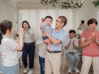 抓周一條龍服務是什麼？場地＋佈置＋主持＋攝影一次完成