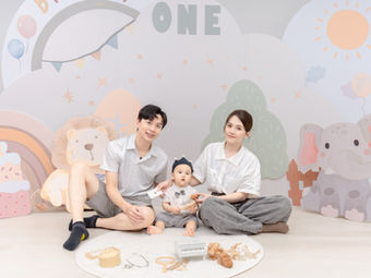 抓周常見 10 大問題：時間、禁忌、誰先抱、怎麼拍最自然