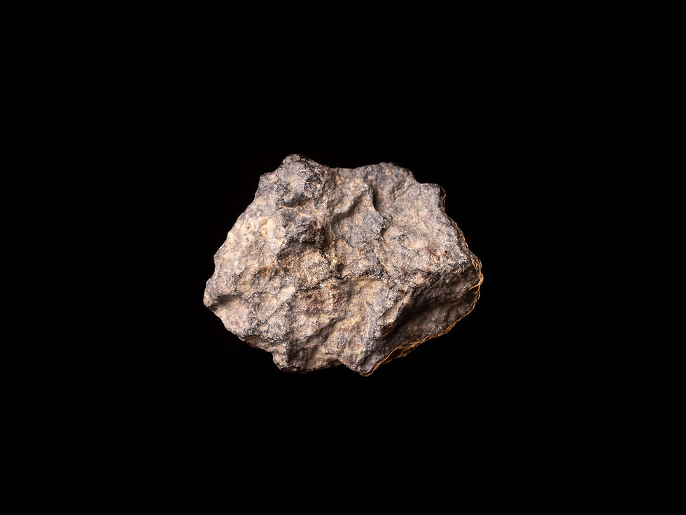 Meteorito condrita ordinaria NWA 16550 (LL6) 2,4g