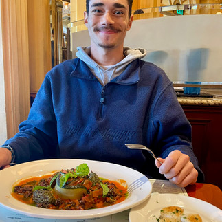 Eating at La Chefs De France EPCOT