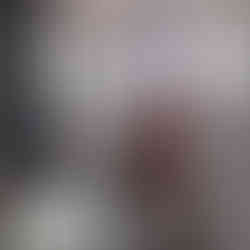 Box tradicional de vidro transparente garantindo leveza e funcionalidade ao ambiente. Instalado  pela Sallvia Vidros em São Paulo