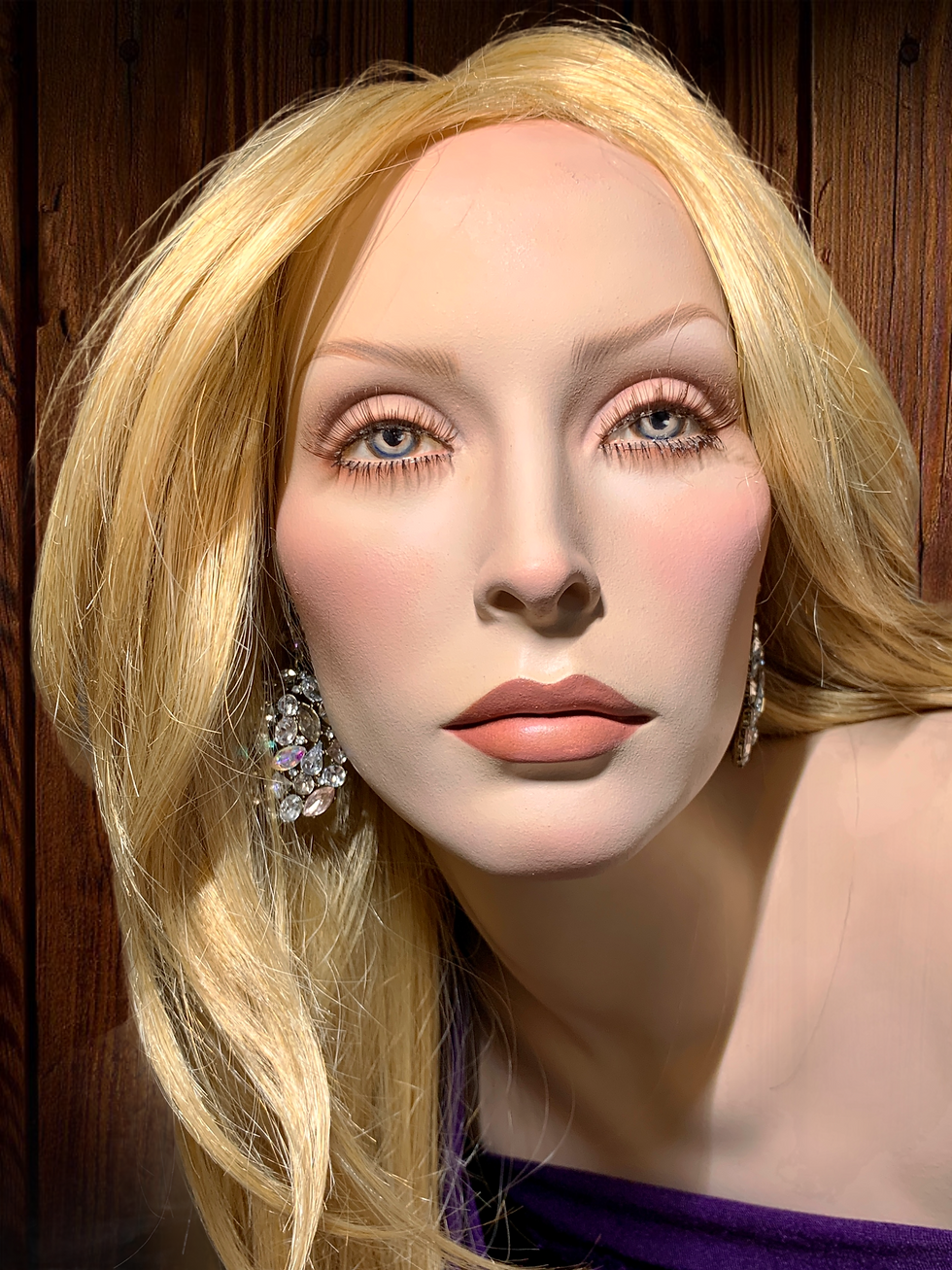 Corinne (Sharon Tate Face)