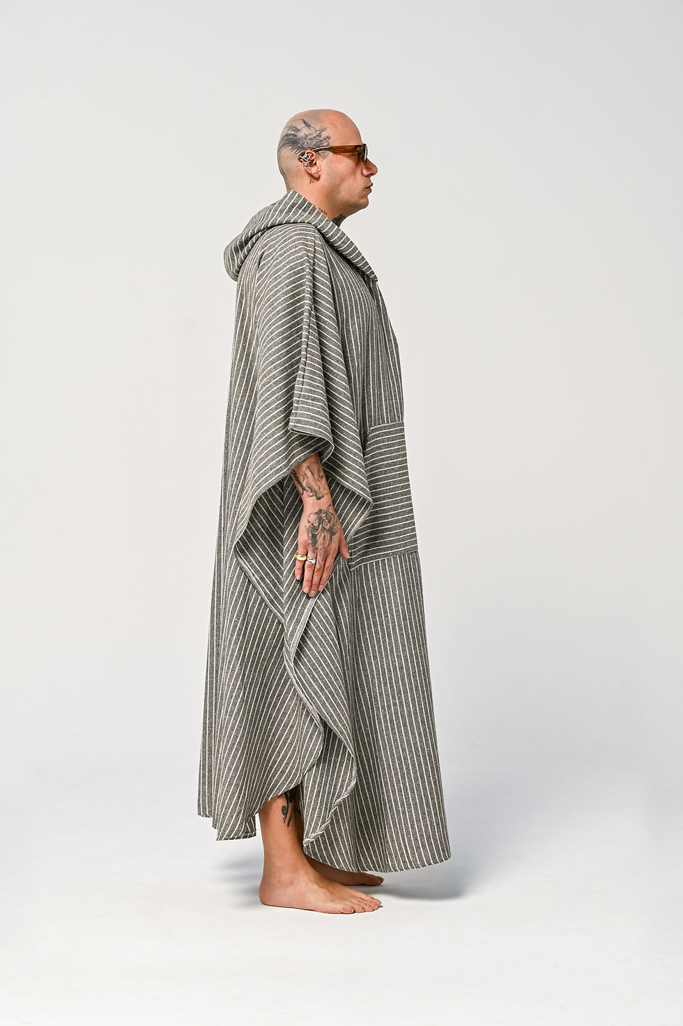 Thumbnail: Green Striped Linen Caftan Hoodie