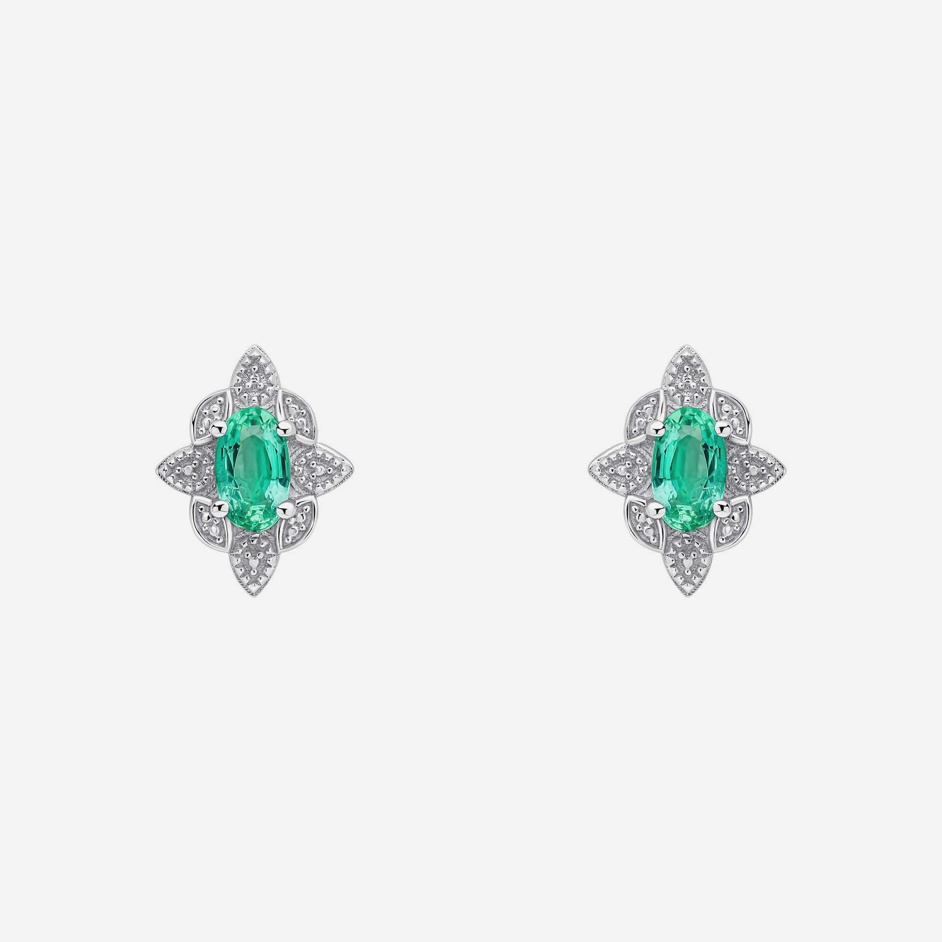 9ct White Gold Emerald Art Deco Stud Earrings