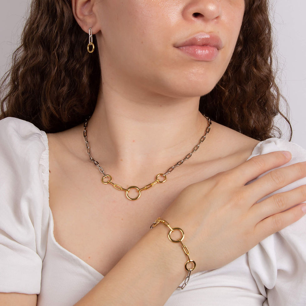 Thumbnail: Fiorelli Open Circle Chain Link Bracelet with Yellow Gold Plating