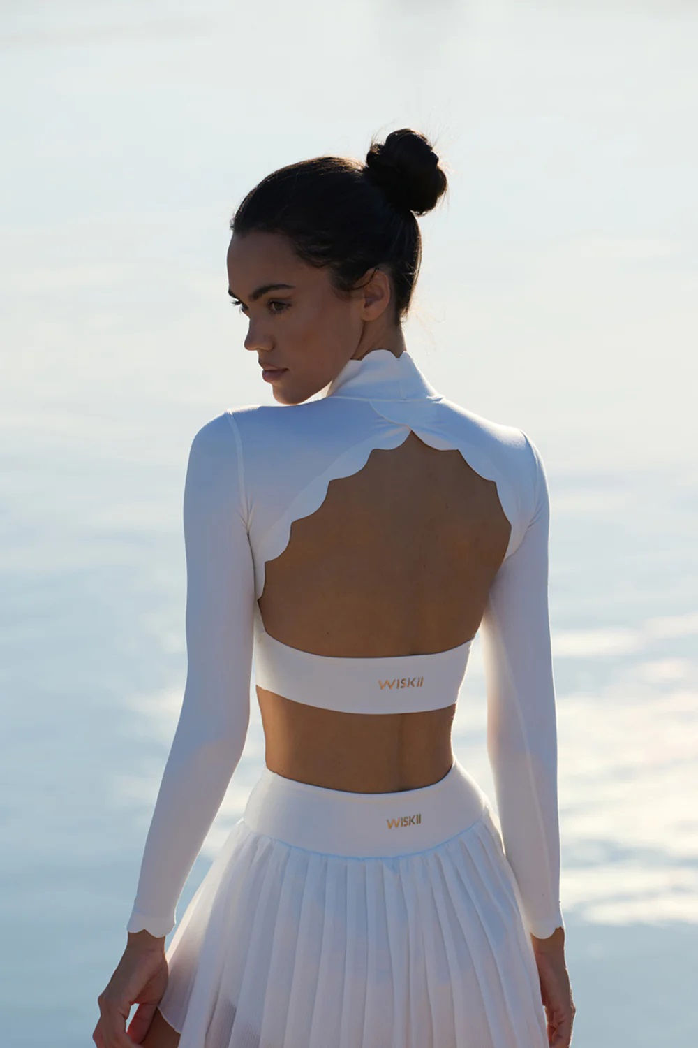 טופ Open Back Crop