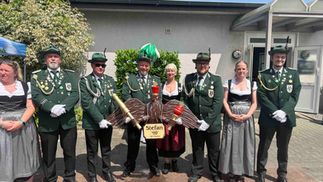 Ausmarsch zum Schützenfest Natrop !! 