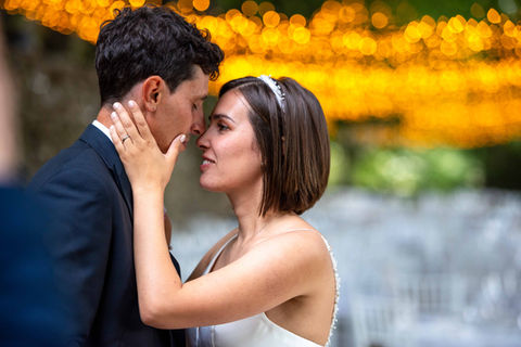 Ritratto degli sposi durante un matrimonio a Sassari