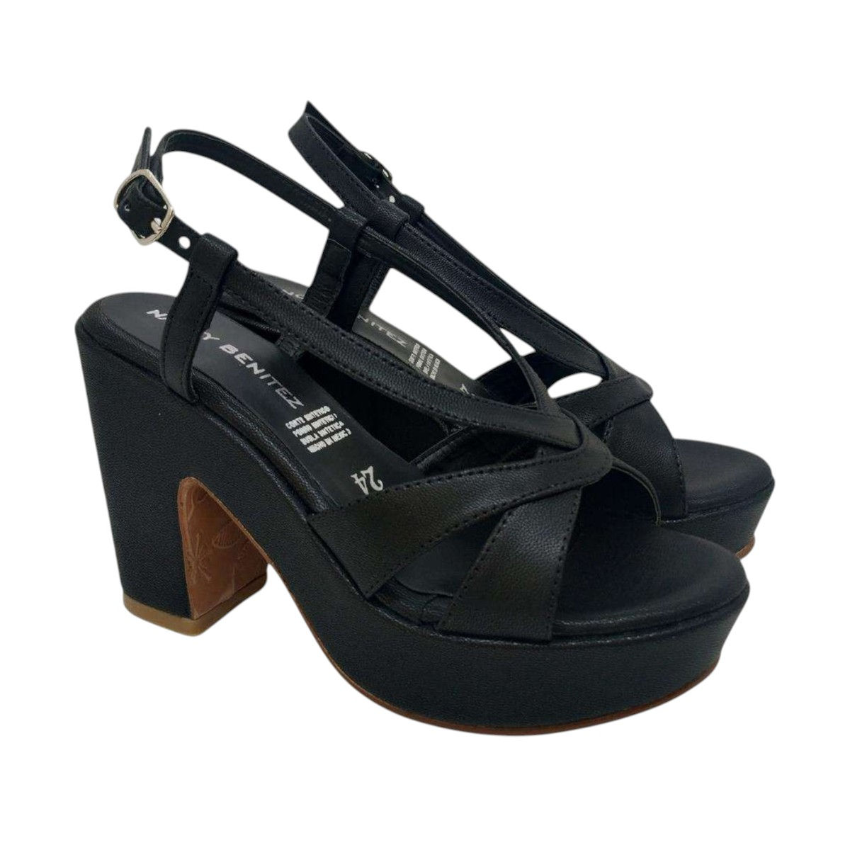 Zapatillas Con Plataforma / En Color Negro