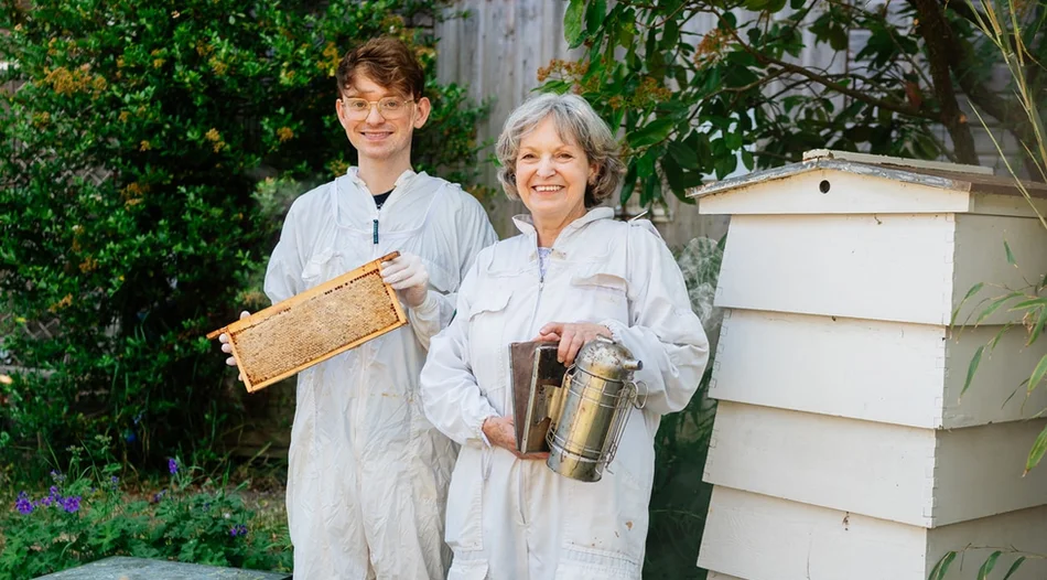 Joseph & Elizabeth - Bee Cosmetics.webp