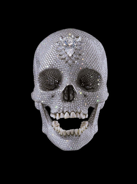 tete de mort en diamants