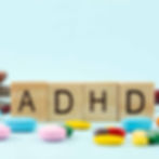 DEHB tanısı nasıl konulur, dikkat eksikliğinde verilen ilaçlar, çocuklara verilen psikiyatrik ilaçlar, dehb de verilen psikiyatrik ilaçlar, Metilfenidat, Atomoksetin, Guanfasin ilaçları, çocuklara verilen psikiyatrik ilaçların yan etkileri, hiperaktif çocuğa hangi ilaç verilir, dikkat eksikliği için hangi ilaç verilir soruları bu yazımızda.