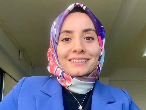 küçükçekmece özel eğitm öğretmeni Derya Mercan. İstanbul özel eğitim ve rehabilitasyon.