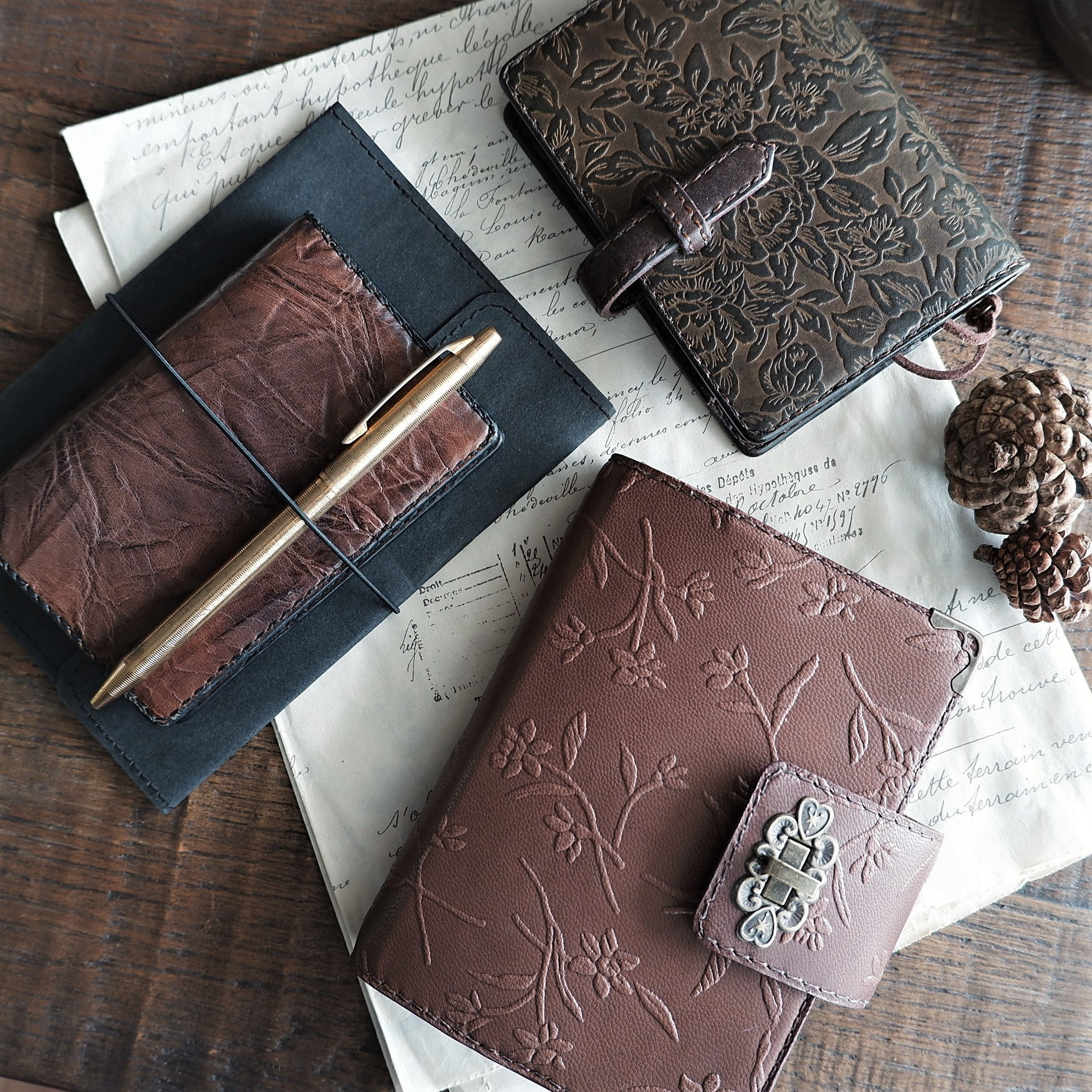 システム手帳　ミニ６穴　チョコレートブラウン　ロック式